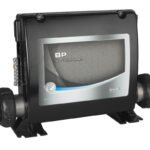 Système de contrôle Balboa BP6013G3 · Réchauffeur 3 kW intégré · WiFi Ready